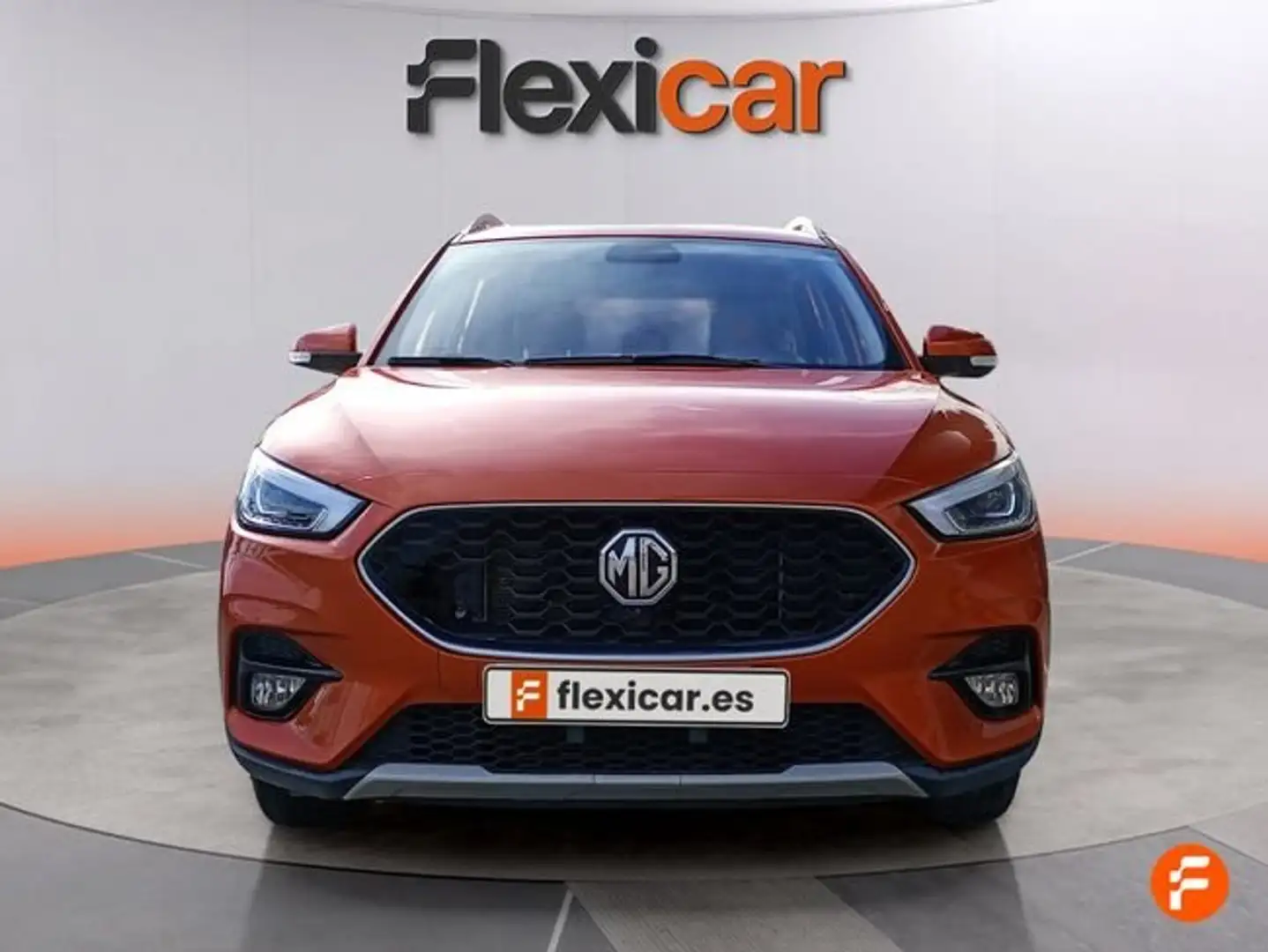 MG ZS 1.5 Luxury Naranja - 2