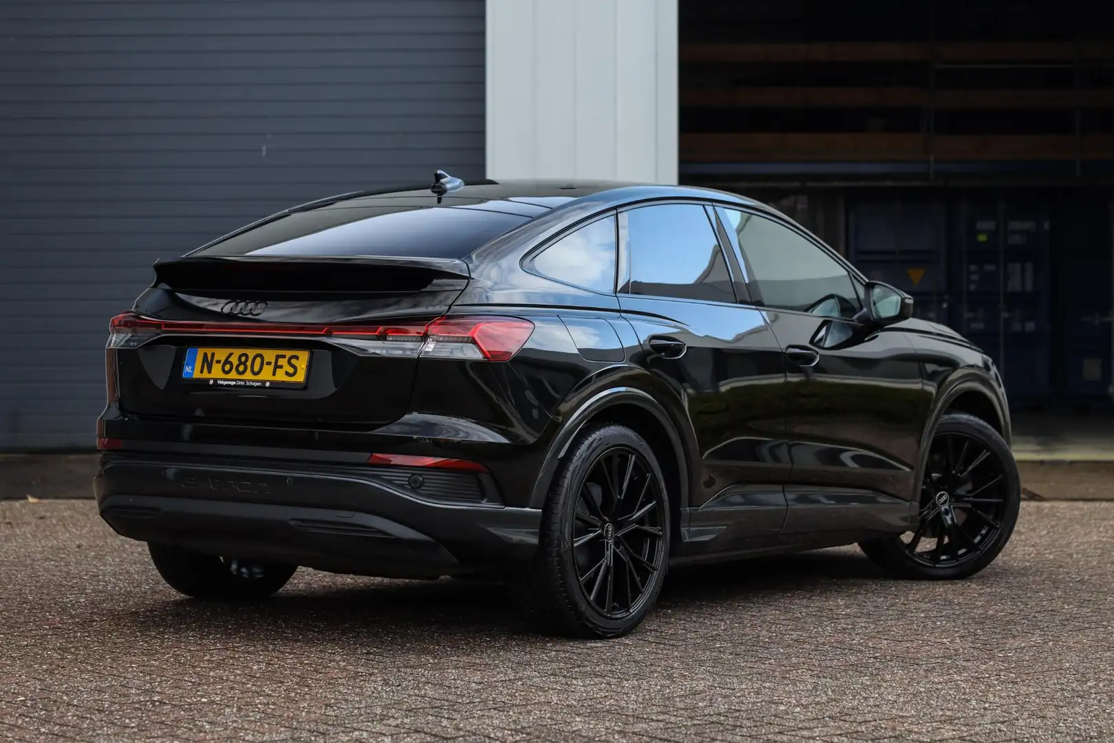 Audi Q4 e-tron Sportback 40 Black 77 kWh ✅ Matrix LED ✅ ACC ✅ 21 Zwart - 2
