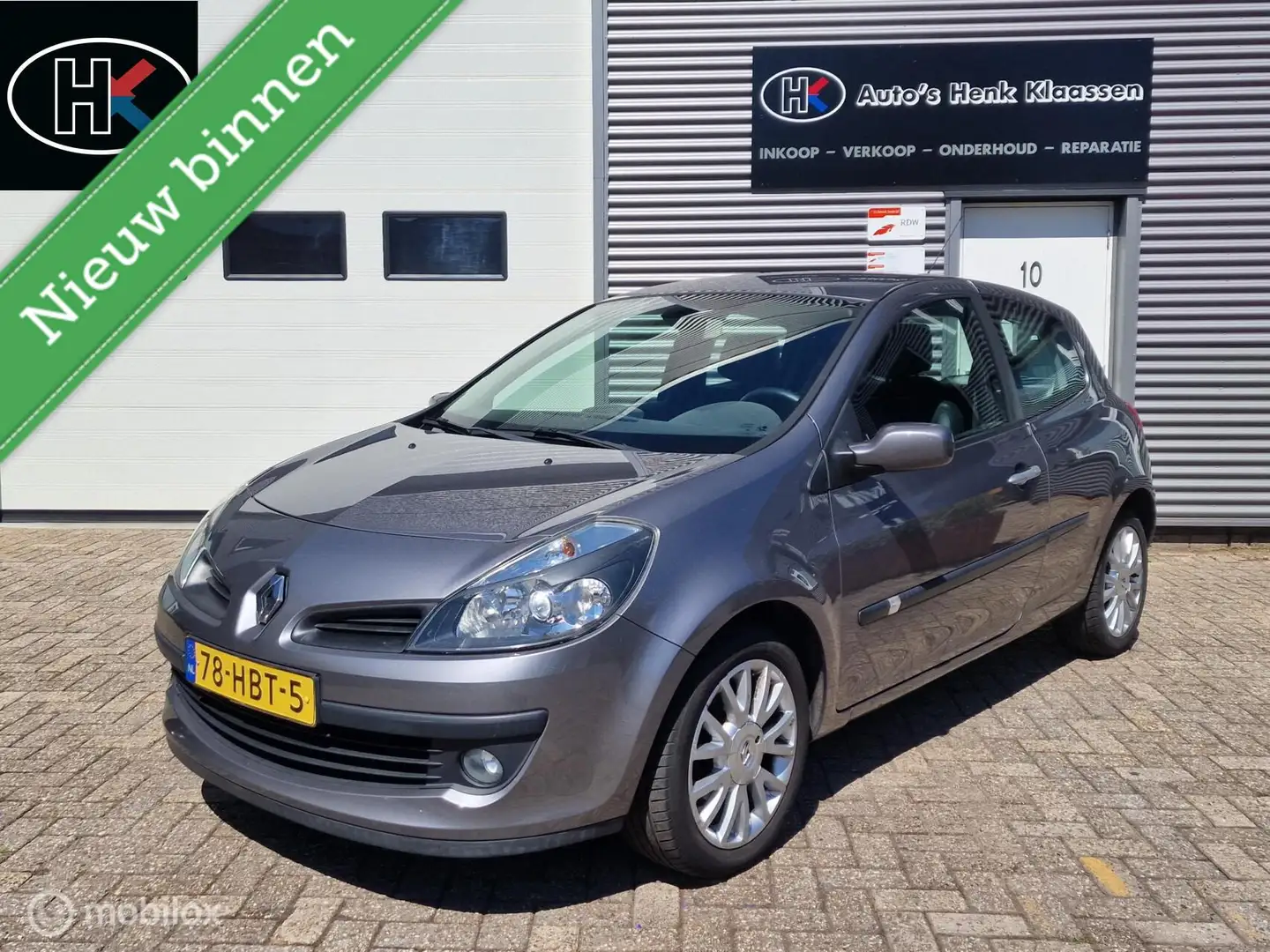 Renault Clio 3-deurs 1.2TCe 100pk Dynamique S Keyless Cruise Grijs - 1