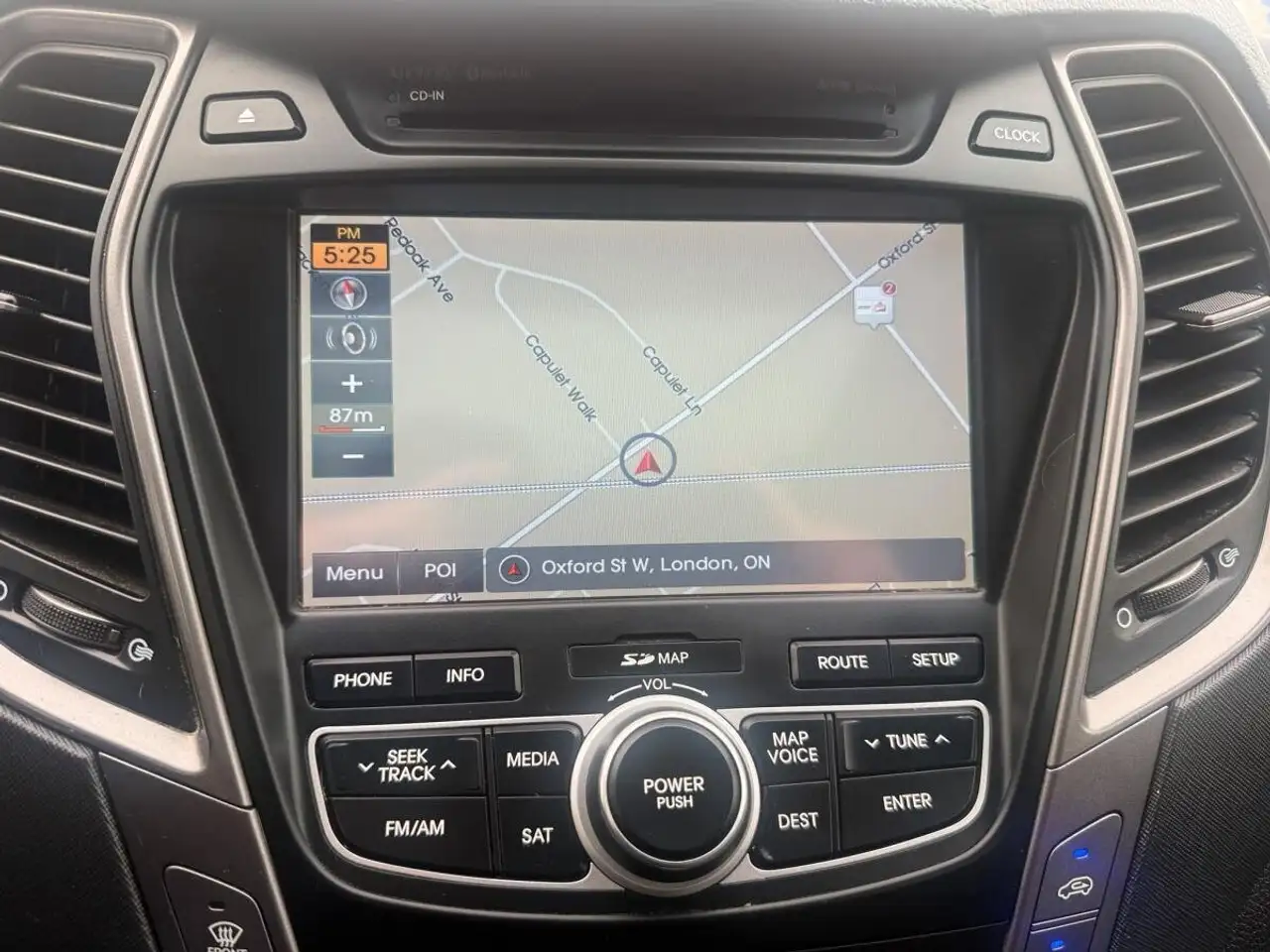 Hyundai SANTA FE снимка Hyundai SANTA FE