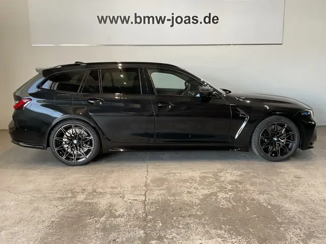 BMW M3 view 11