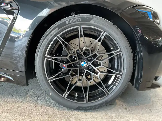 BMW M3 view 12