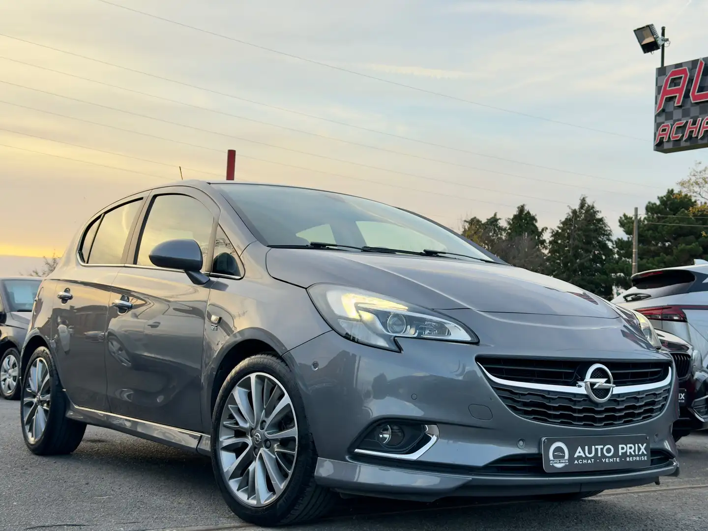 Opel Corsa 1.0 Turbo ecoFLEX OPC Line Full Opts Etat Neuf Grau - 2