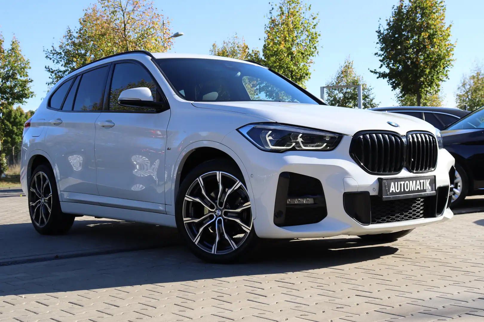 BMW X1 sDrive 18 d M Sport Paket *Kamera*LED*AUT*AHK* Blanc - 2