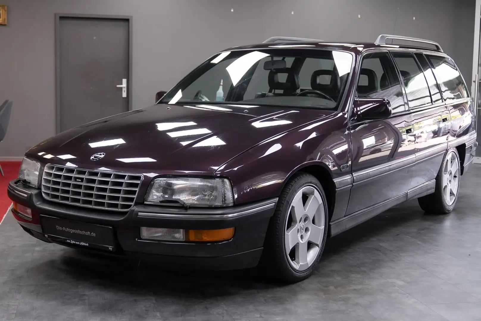 Opel Omega A 3.0 24V Caravan*SENATORUMBAU*SCHALTER* Kırmızı - 2