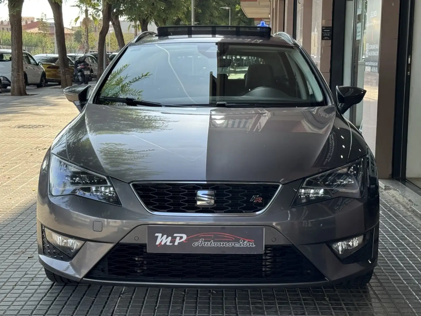SEAT Leon ST 2.0TDI CR S&S FR 150 Grijs - 2