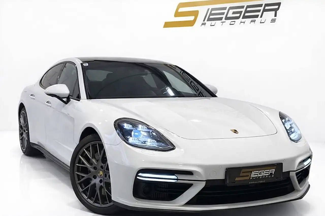 Porsche Panamera Turbo Aut.