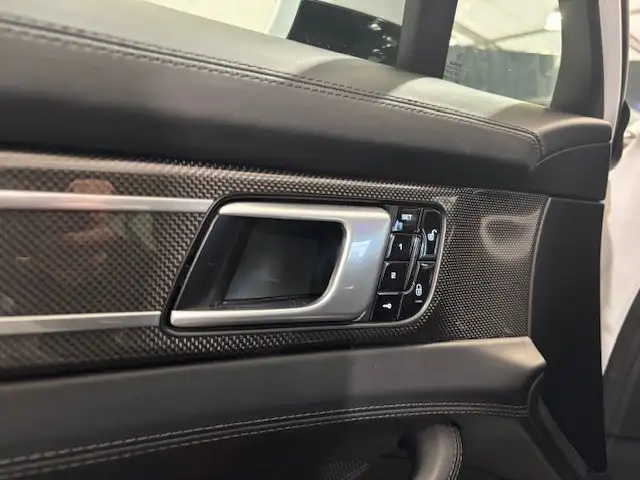 Porsche Panamera Turbo Aut. Ansicht 15