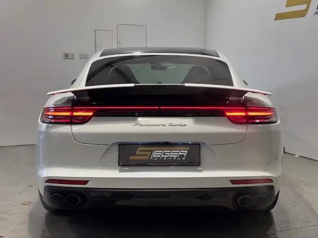 Porsche Panamera Turbo Aut. Ansicht 4