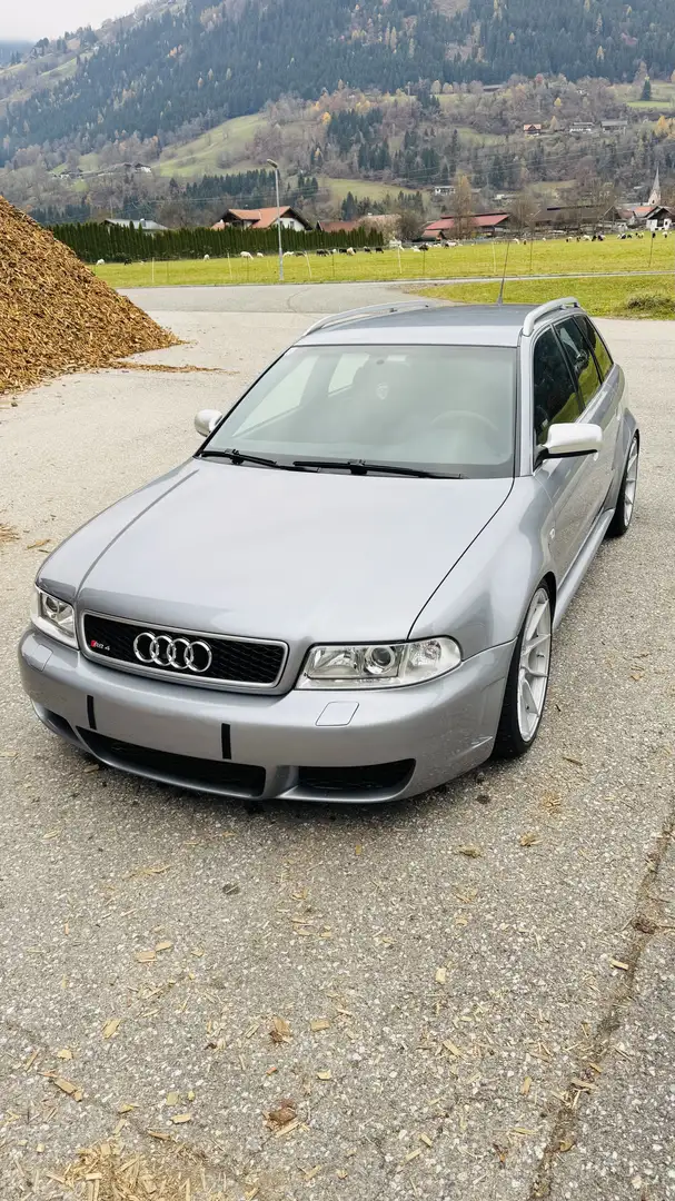Audi RS4 A4 Avant quattro 2,7 - 1