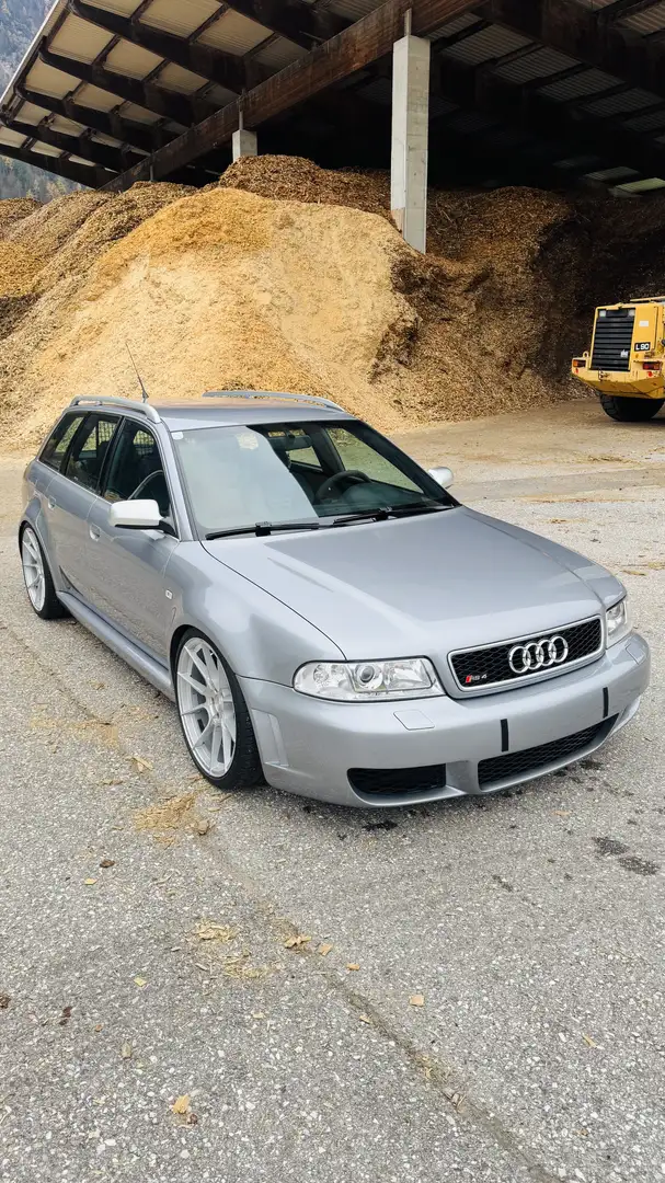 Audi RS4 A4 Avant quattro 2,7 - 2