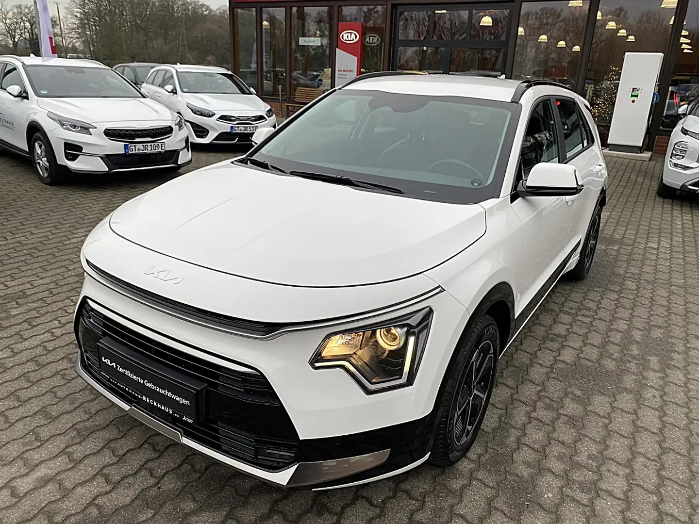 Kia Niro 1.6 HEV 129 DCT VISION KOMFORT ALLWETTER Klima Weiß - 2