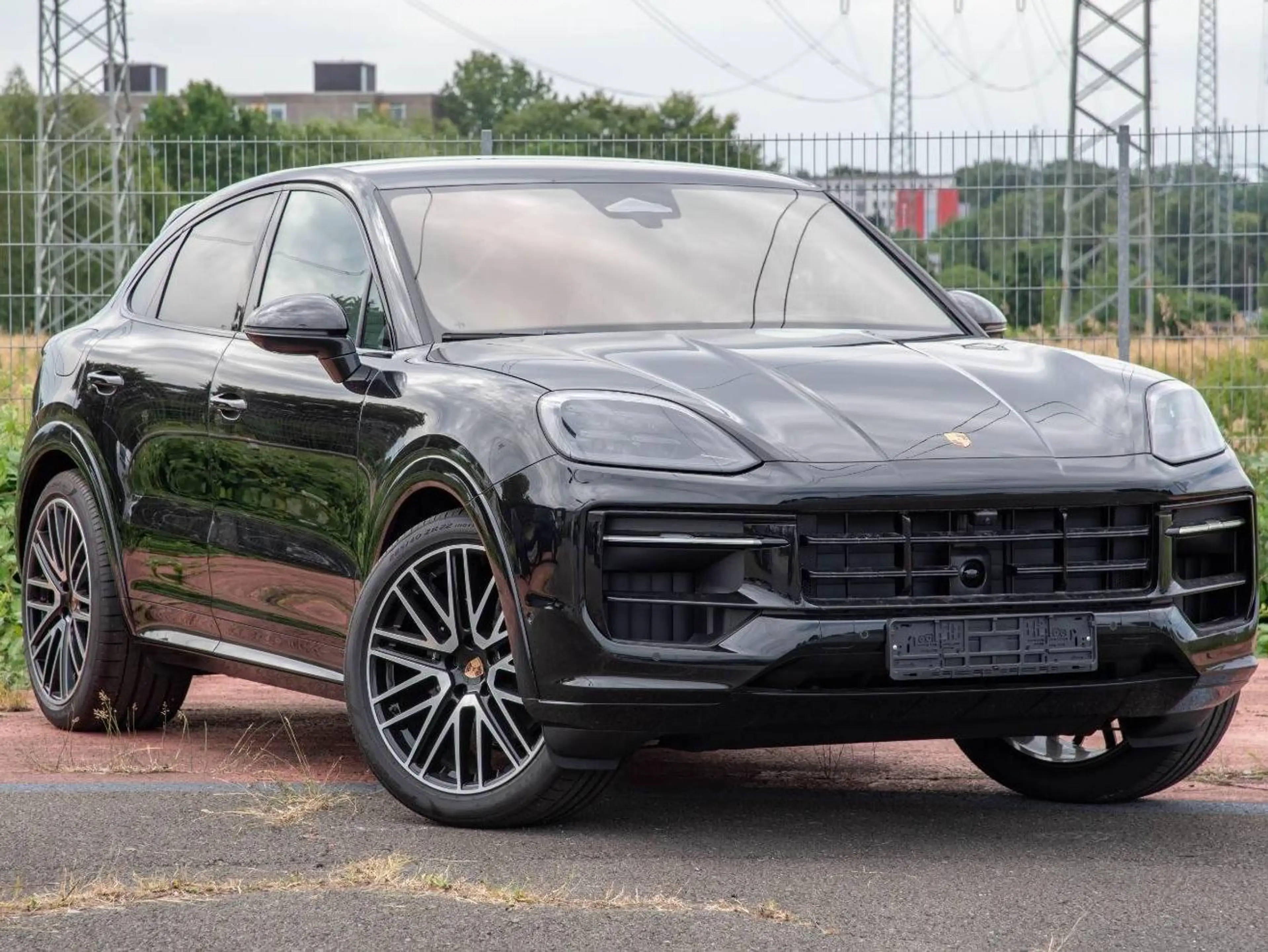 Porsche Cayenne Cayenne Coupe — photo 3