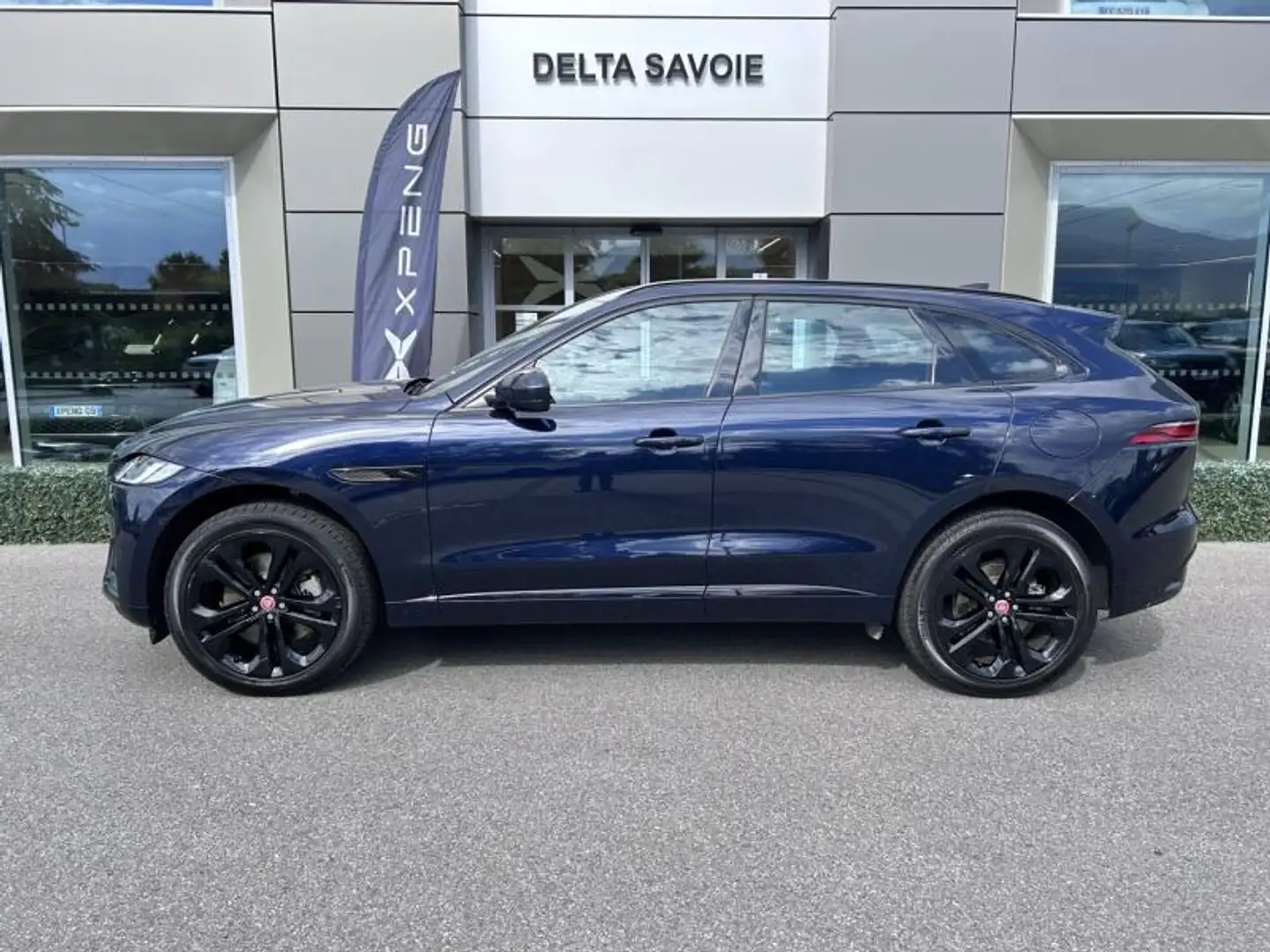 Jaguar F-Pace P400e Plug-in-Hybrid R-Dynamic SE BVA8 AWD - 2