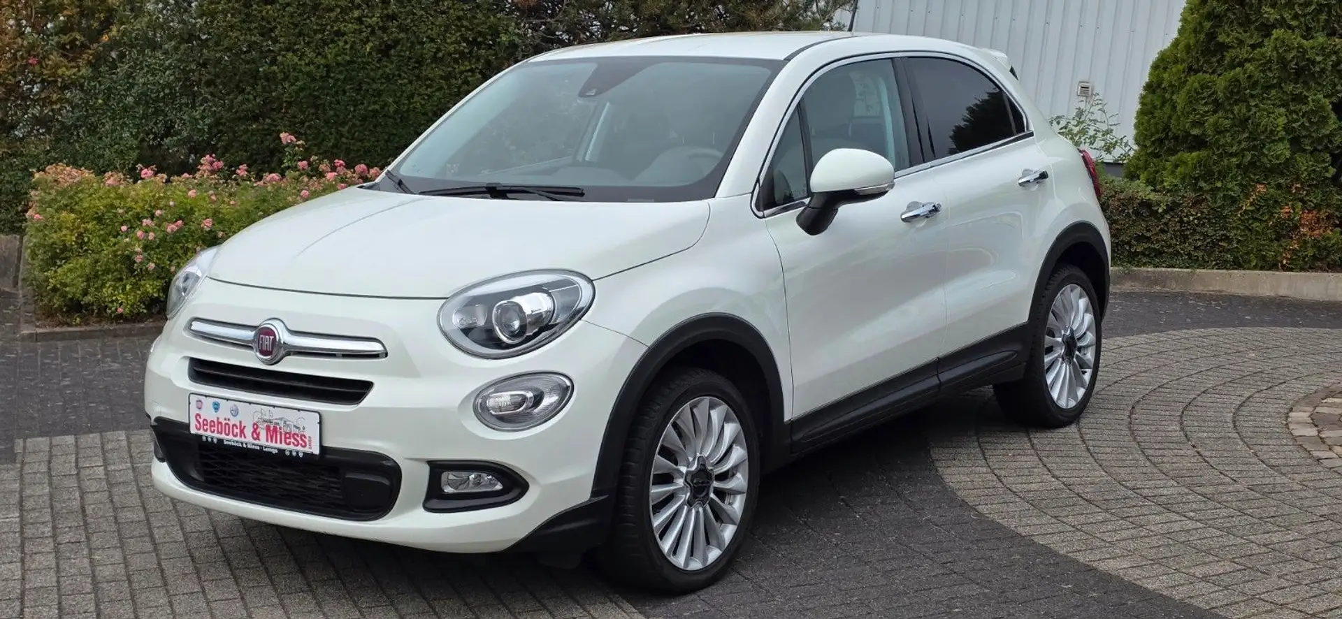 Fiat 500X Lounge Weiß - 1