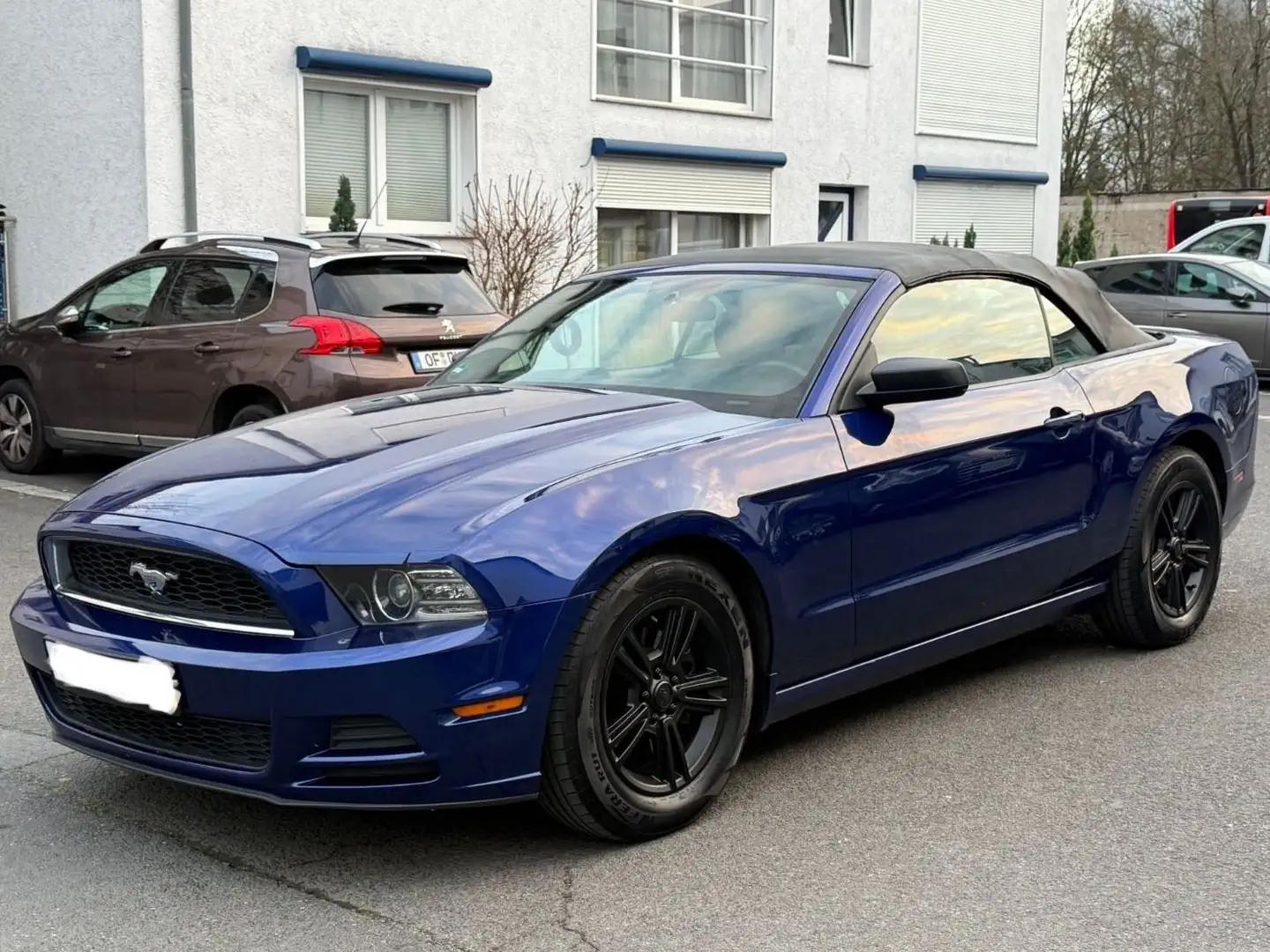 Ford Mustang Cabrio 3.7 Xenon Alu Blau - 1
