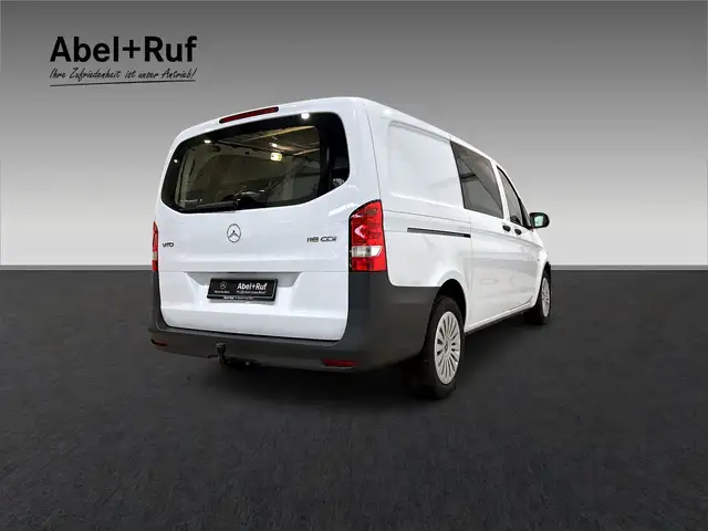 Mercedes-Benz Vito view 5