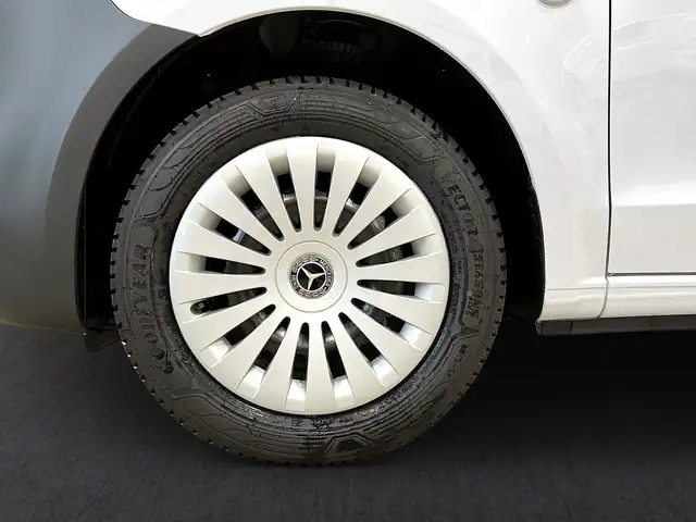 Mercedes-Benz Vito view 7