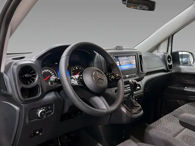 Mercedes-Benz Vito view 10