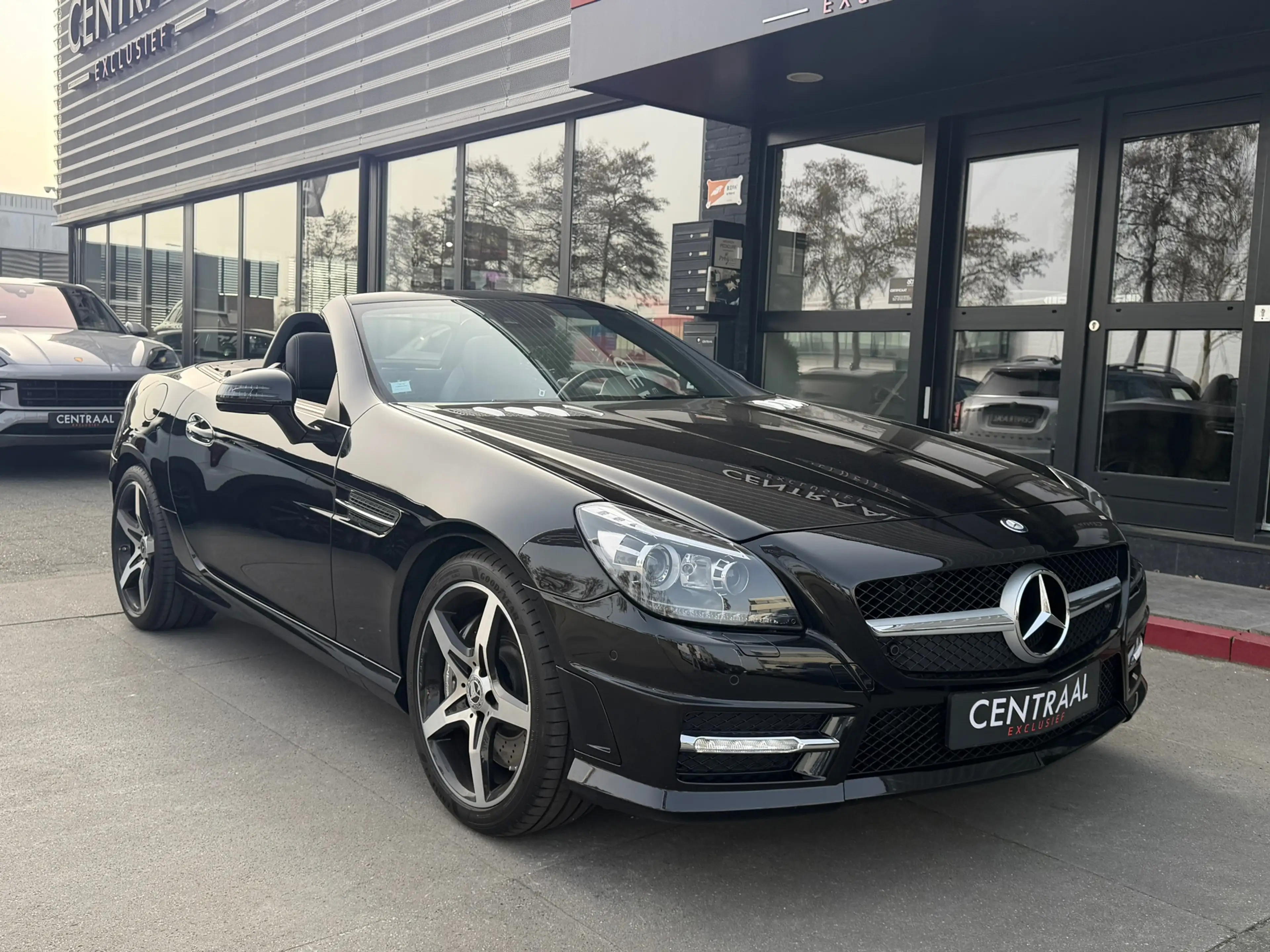 Mercedes-Benz SLK 55 AMG 422PK|Memory|V8|Panorama-variodak — photo 20