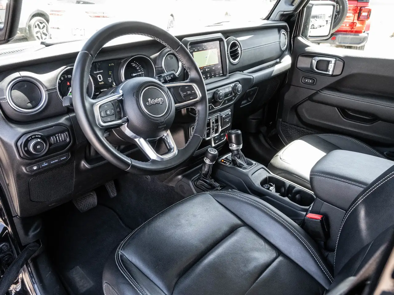Jeep Wrangler снимка Jeep Wrangler