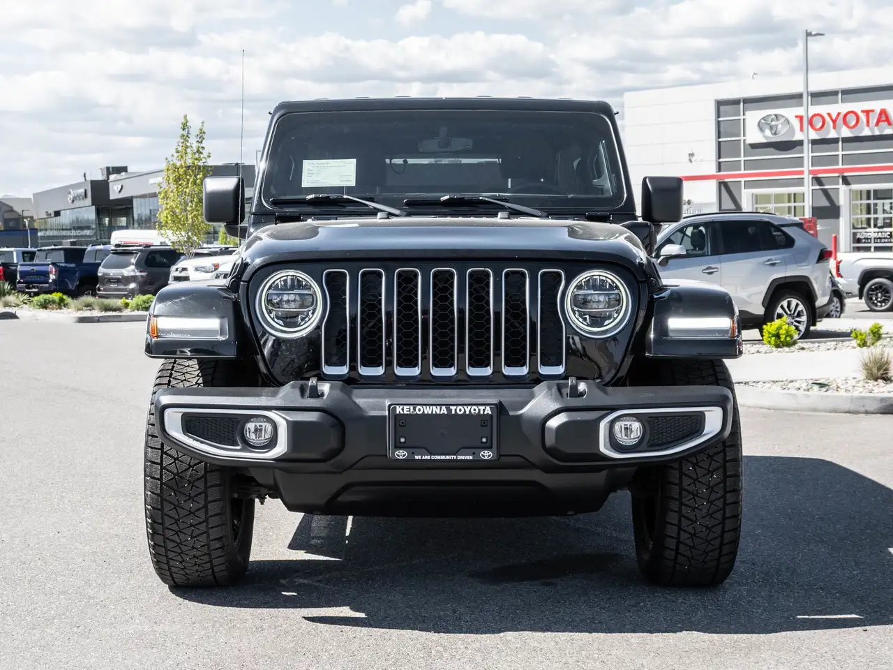 Jeep Wrangler снимка Jeep Wrangler