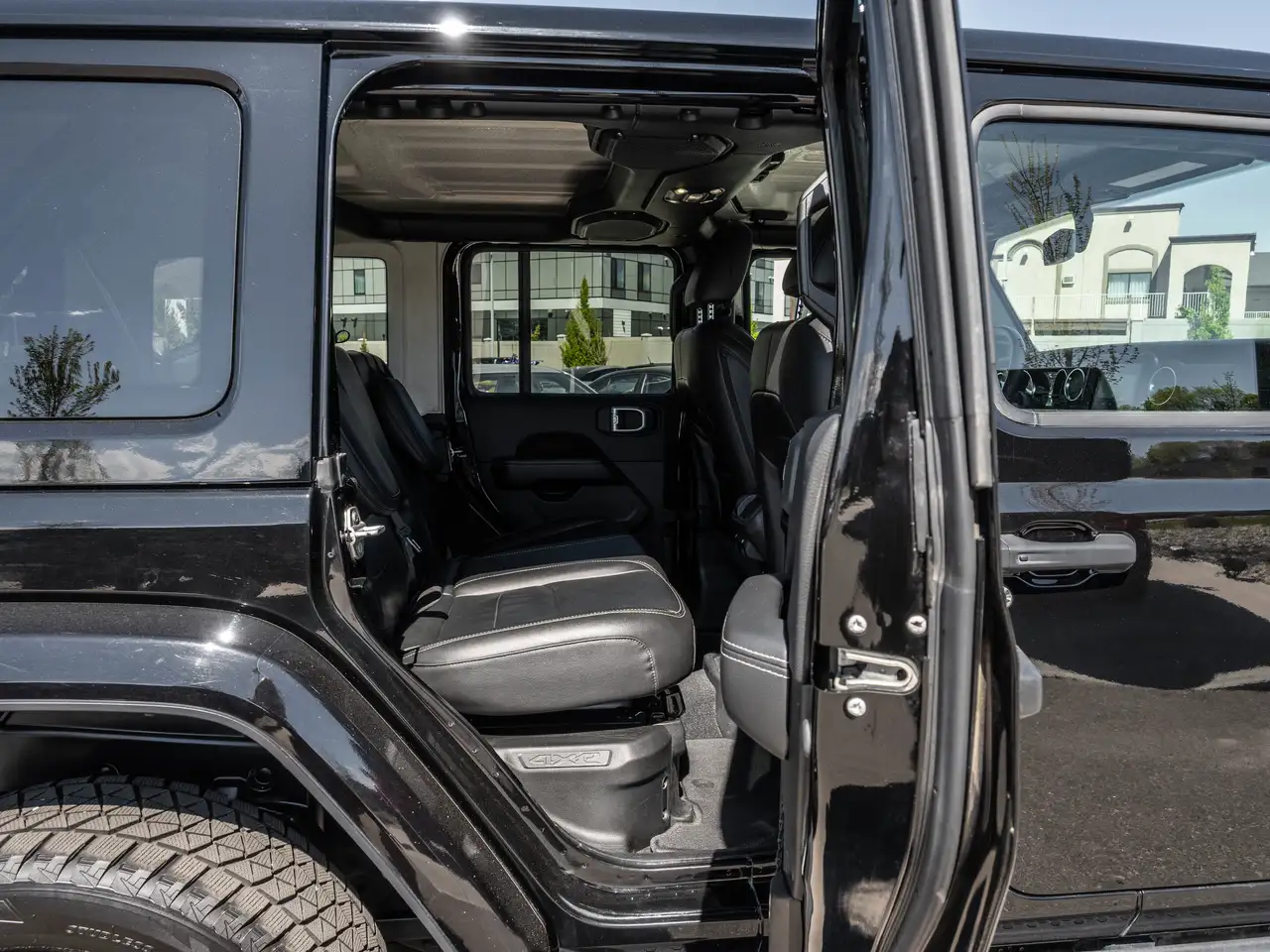 Jeep Wrangler снимка Jeep Wrangler