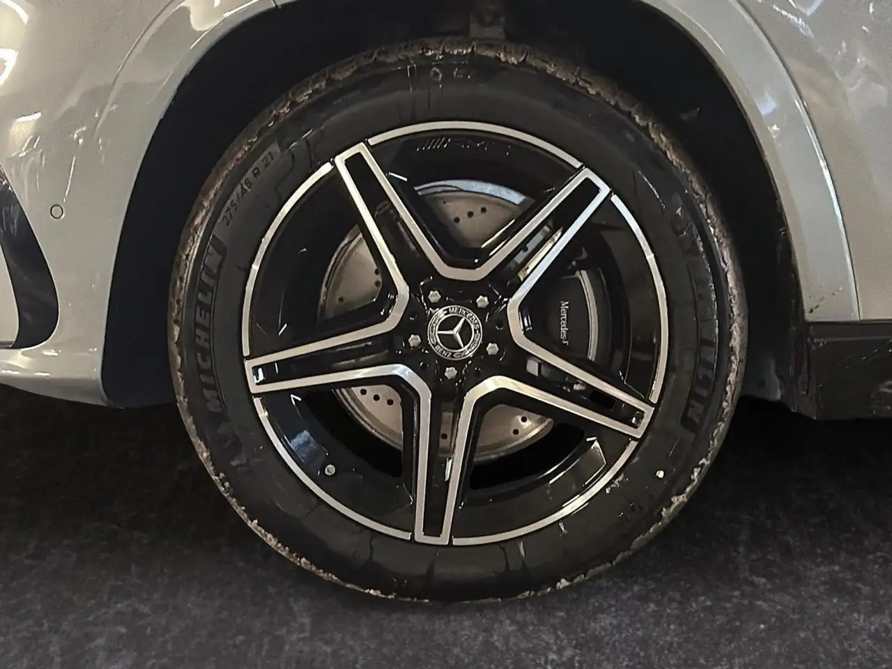 Mercedes-Benz GLS снимка Mercedes-Benz GLS