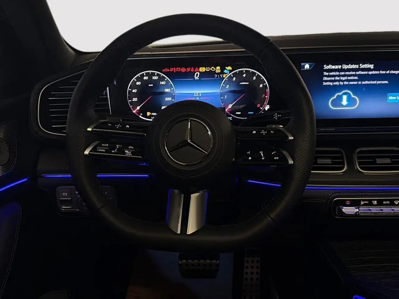 Mercedes-Benz GLS снимка Mercedes-Benz GLS