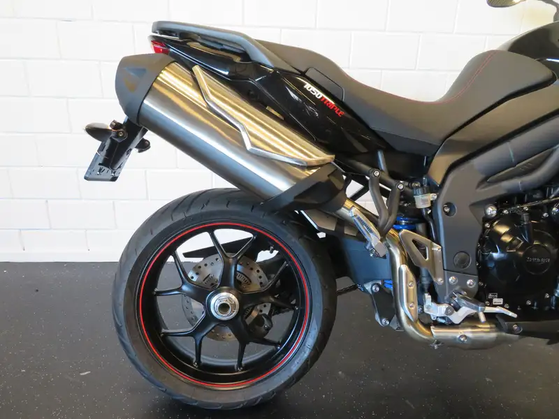 Triumph Tiger 1050 - foto 8