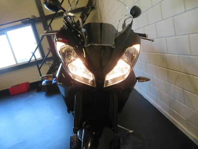 Triumph Tiger 1050 - foto 4