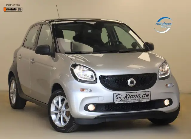 smart forFour 1.0 71PS Passion Klima PDC SHZ 1.Hand