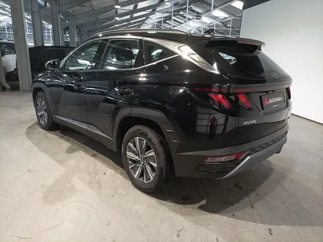 Hyundai Tucson view 4