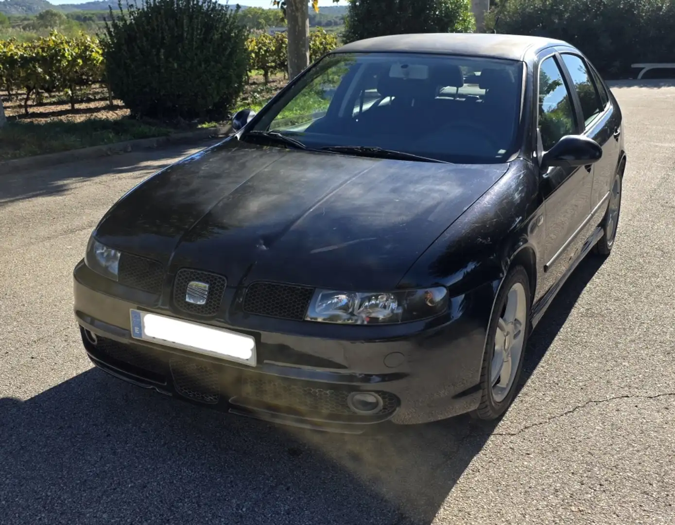 SEAT Leon 1.9TDI 130 Sport Negro - 1