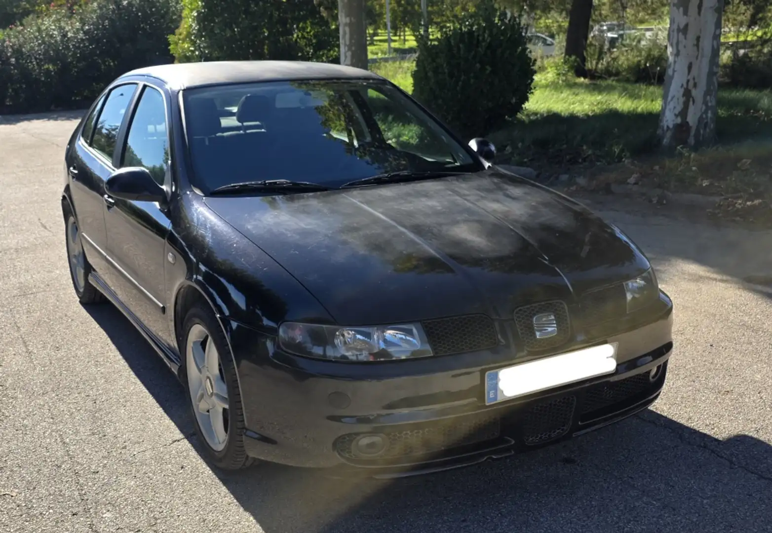 SEAT Leon 1.9TDI 130 Sport Negro - 2