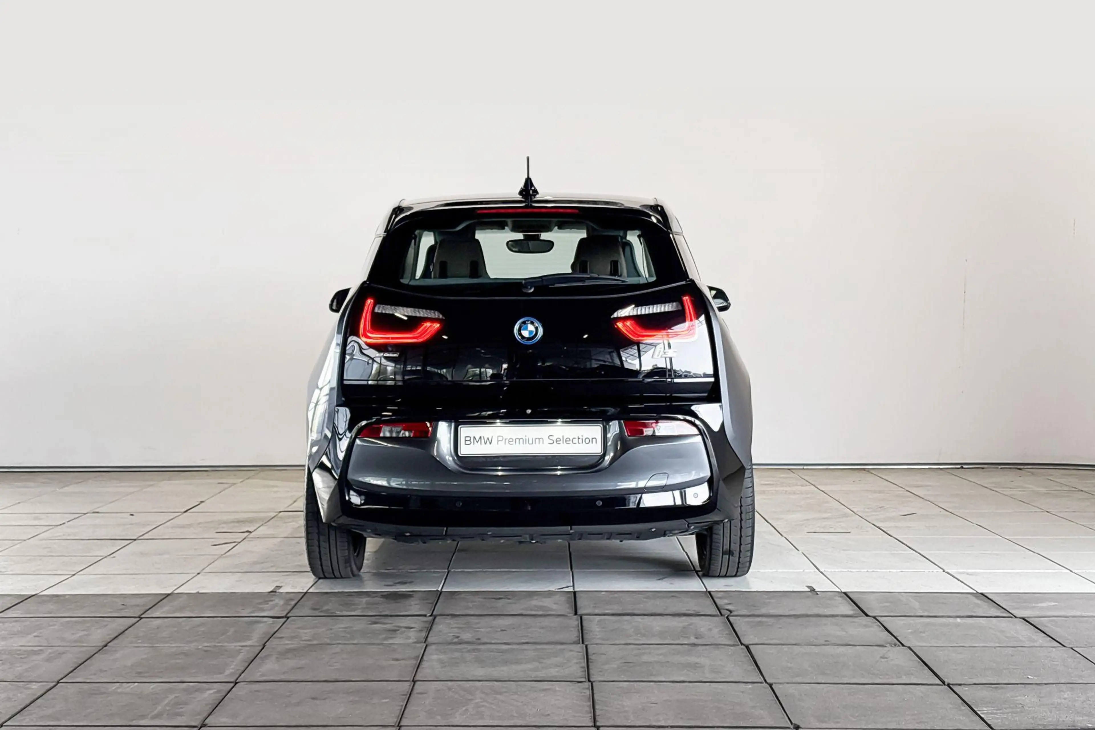 BMW i3 Business Edition 120Ah 42 kWh - Verwacht: oktober — photo 8