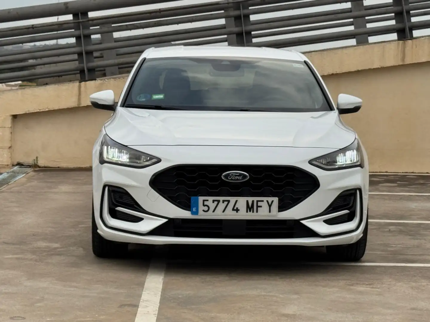 Ford Focus 1.0 Ecoboost MHEV ST-Line 125 Blanco - 2