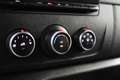 Renault Master 2.3 dCi 135PK L2H2- EURO 6 - Airco - PDC - NAP - € Zwart - thumbnail 13