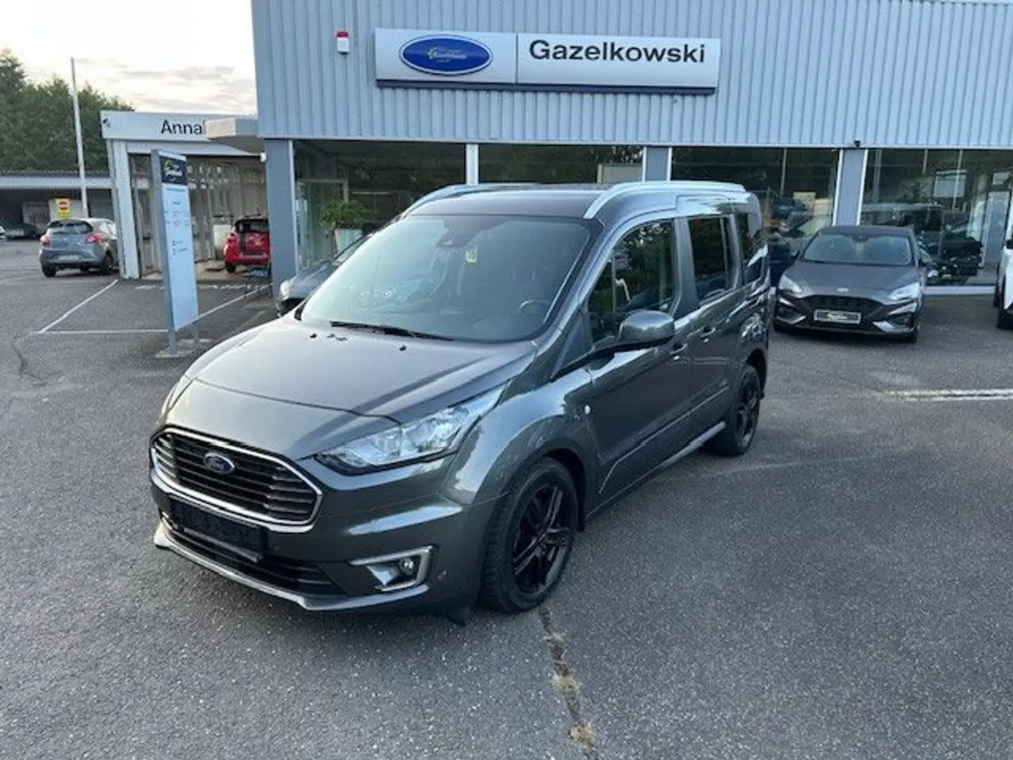 Ford Tourneo Connect Titanium 1.5 TDCi Gris - 1