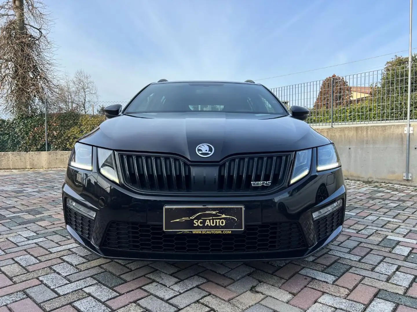 Skoda Octavia 2.0 TDI SCR 184 CV DSG Wagon 4x4 RS Zwart - 2