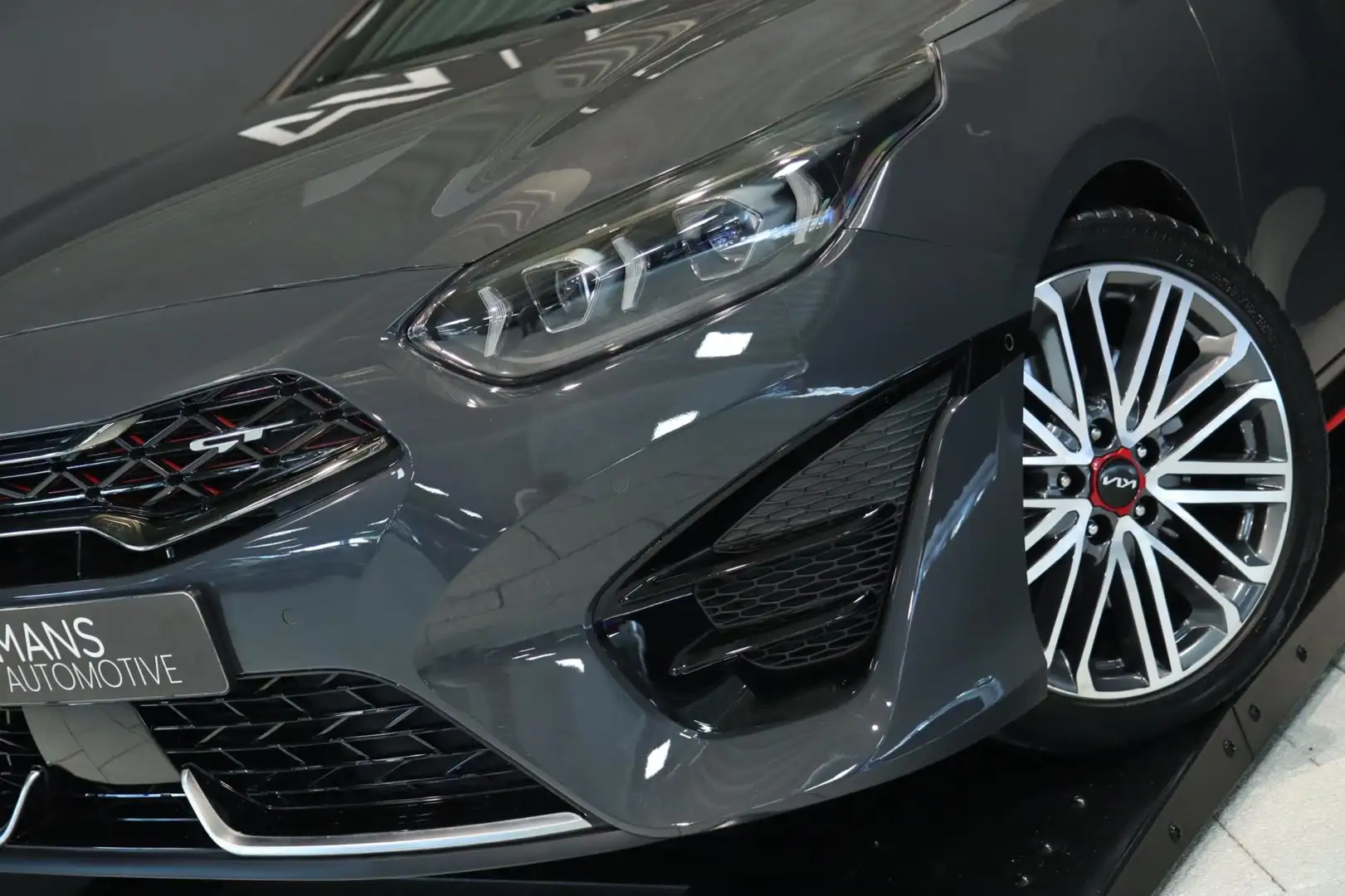 Kia ProCeed / pro_cee'd 1.6 T-GDI GT / PANODAK / KEYLESS / DODEHOEK / MEMO Grijs - 2