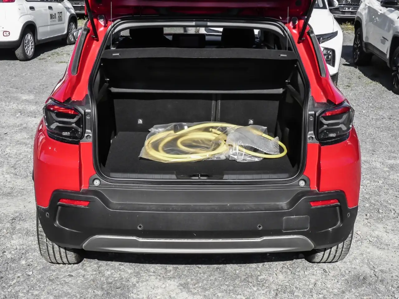 Jeep Avenger Longitude Electric LED Apple CarPlay Android Auto 19