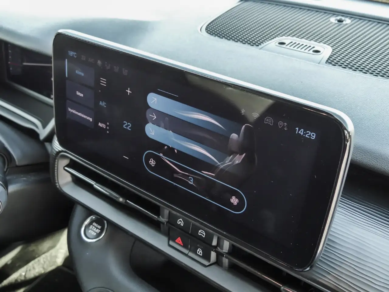 Jeep Avenger Longitude Electric LED Apple CarPlay Android Auto 9