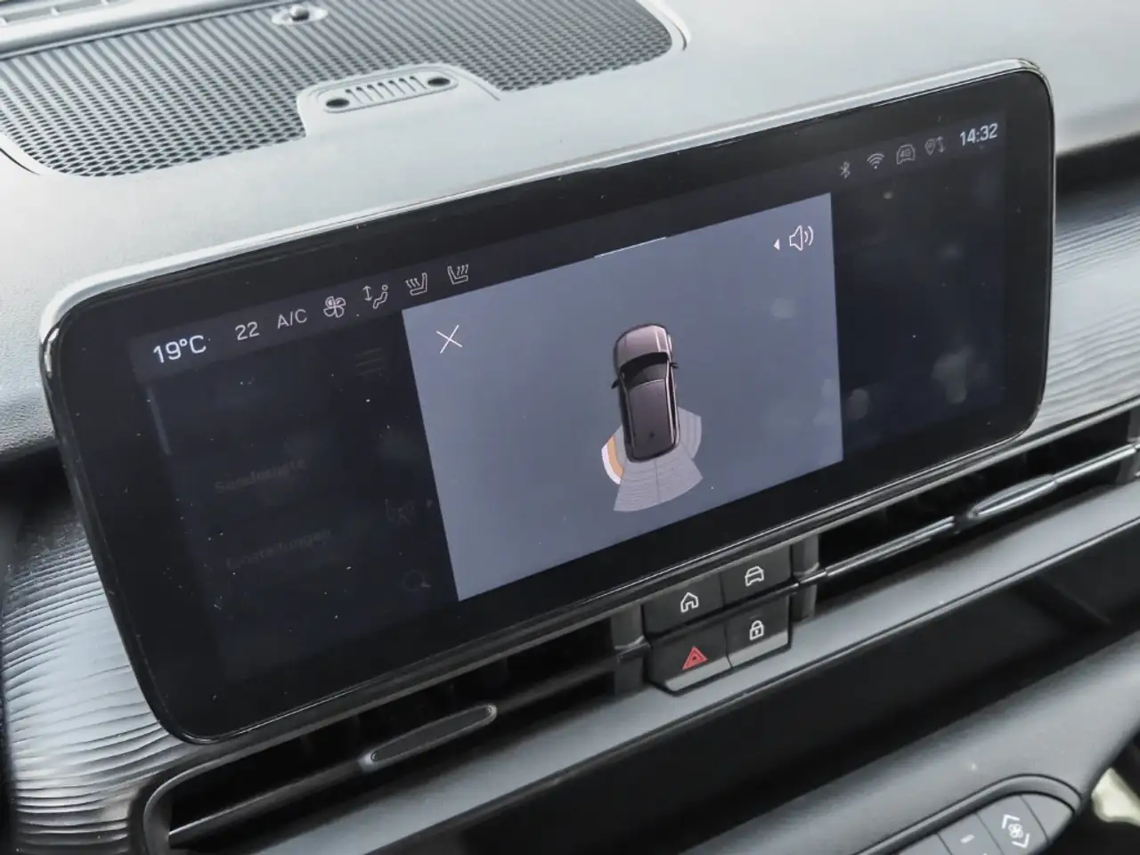 Jeep Avenger Longitude Electric LED Apple CarPlay Android Auto 8