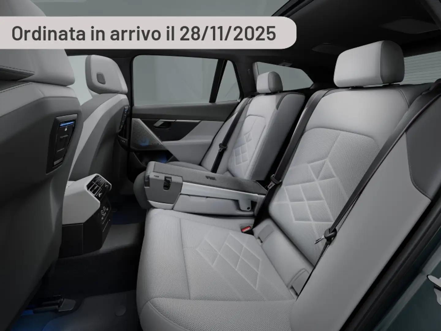BMW i5 xDrive 40 Touring Argento - 1