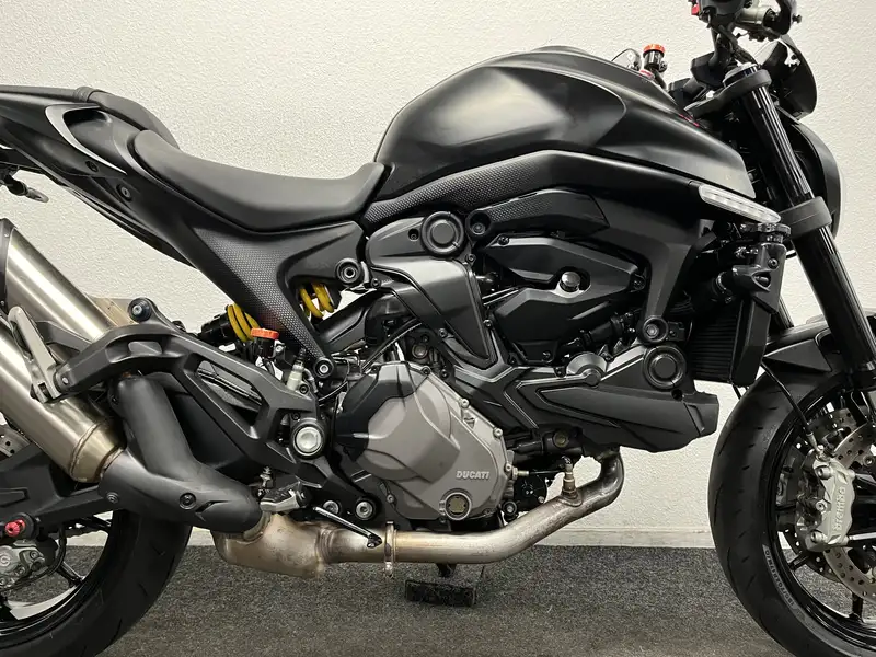 Ducati MONSTER - foto 7