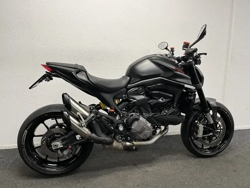Ducati MONSTER - foto 5