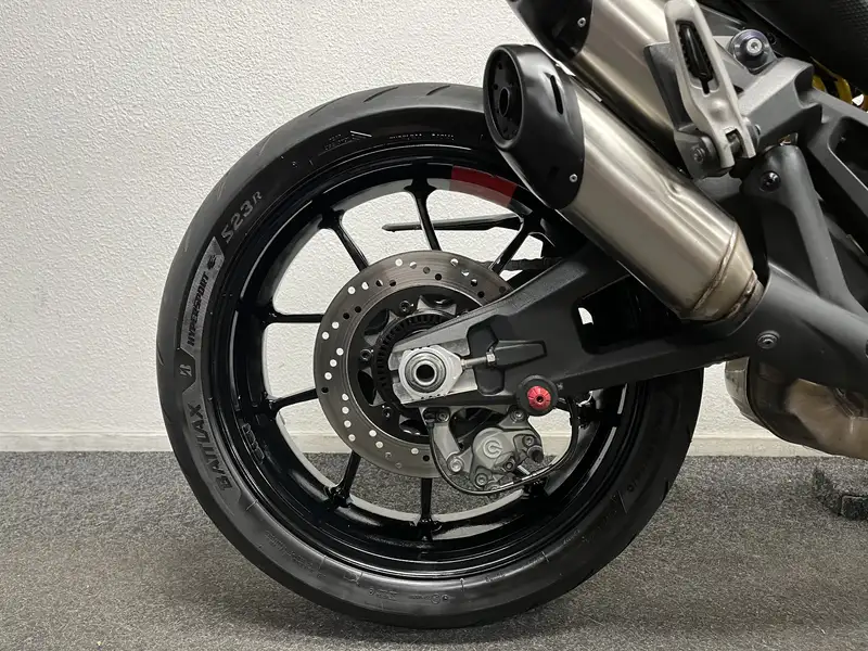 Ducati MONSTER - foto 8