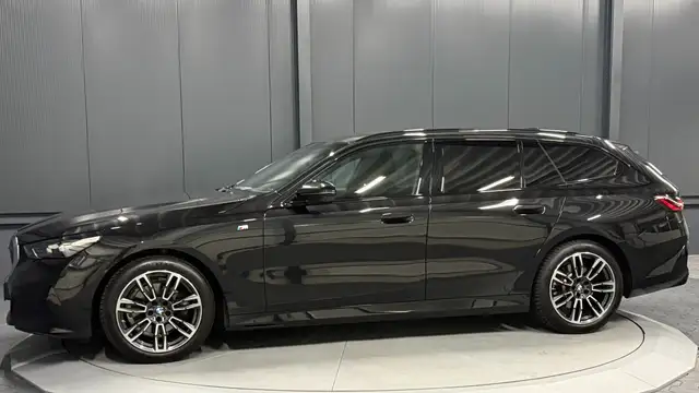 BMW M view 4