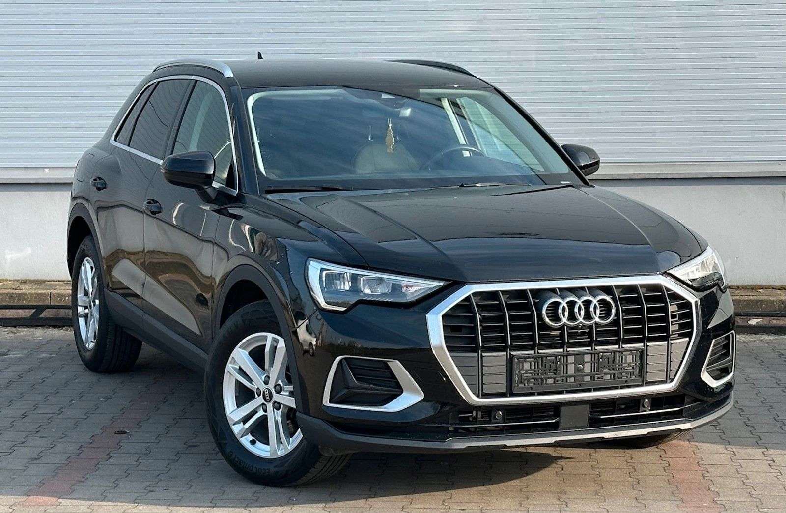 Second hand Audi Q3 2.0